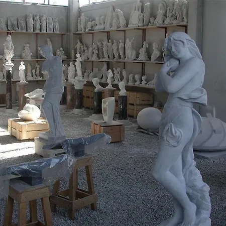 Tuscany House Of Artist Апартаменты *